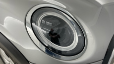 MINI Hatchback 1.5 Cooper Classic 3dr Auto [Comfort Pack] Petrol Hatchback